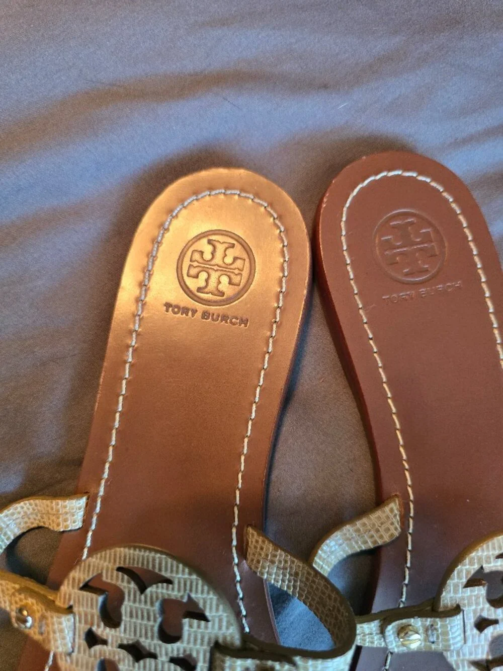 Tory Burch Miller Sandal – Beige Embossed Leather Logo Thong Sandals – Size 10